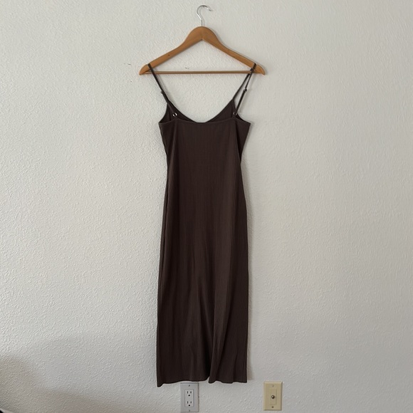 Midi Dress Button Down - Picture 5 of 5